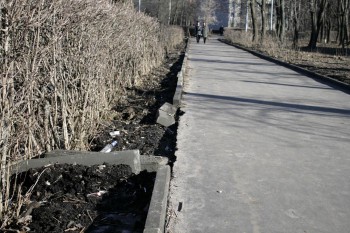 бордюр сломан