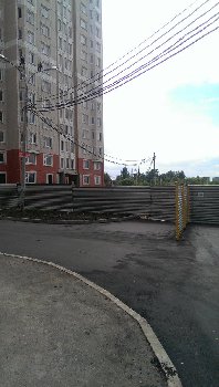 между 7.3 и 7.2 (дом весь в асфальте)  асфальт уложили.