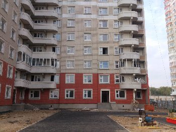 Начало остекления на 3 этаже