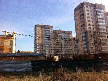 Садик и 1-й, 2-й дом