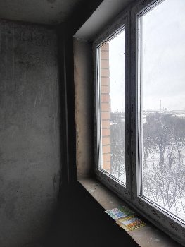 холодом от окон не тянет