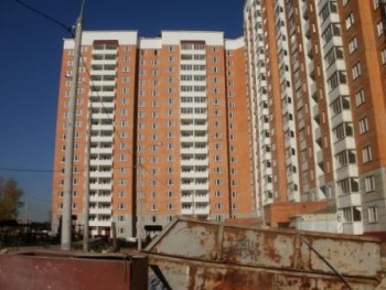 Тепличная 22 лябуйтесь))))) ключами и ремонтам и сдачи даже не пахнет!