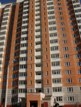 Тепличная 22