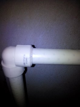 Паяное соединение полипропиленовых труб для отопления, выполнено тяп-ляп, буду менять на &quot;rehau&quot;.