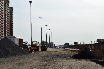 Выезд на Обьездное шоссе с ул.Циолковского, даже тротуар начали делать...