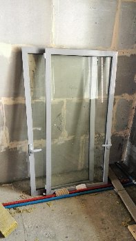 Оконные дверцы для лоджий