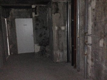 Холл восьмого этажа. Территория немаленькая )