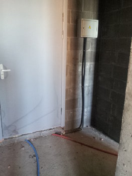 щиток в квартире.jpg