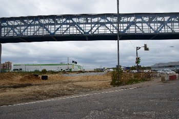 02.10.2015 От Мерлена ещё конь не валялся.