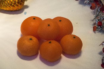 И даже мандарины из мыла