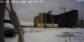 справа внизу видна шаланда с блоками