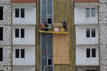 20.02.2016. Монтаж керамогранита, секция №4.