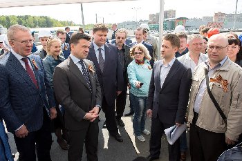 Общение с местными жителями. &quot;Климовчане&quot; на эстакаде над Объездной дорогой.