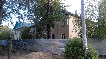 Это уже 4 переселенный дом