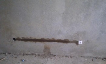 Розетка в комнате - откуда что не понятно