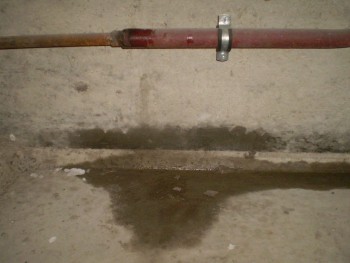 Еще одно фото протечки
