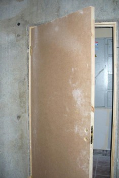 вот такая мега дверь