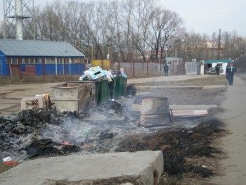 Дорога от Тепличной к платформе